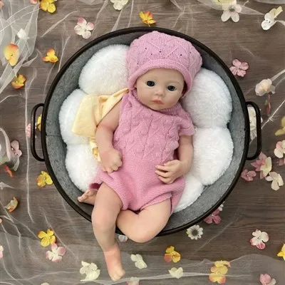 Boneca Reborn de Silicone com Pele Realista